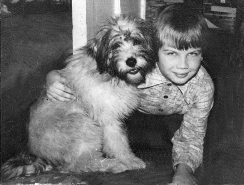 Non-child fates, or Where do prodigies disappear when they grow up