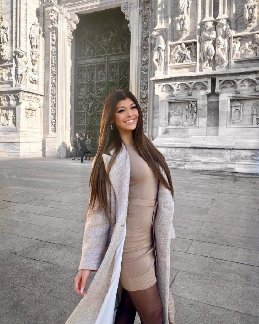 Not childish: very young stars who dress like adults