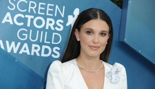 Not childish: very young stars who dress like adults