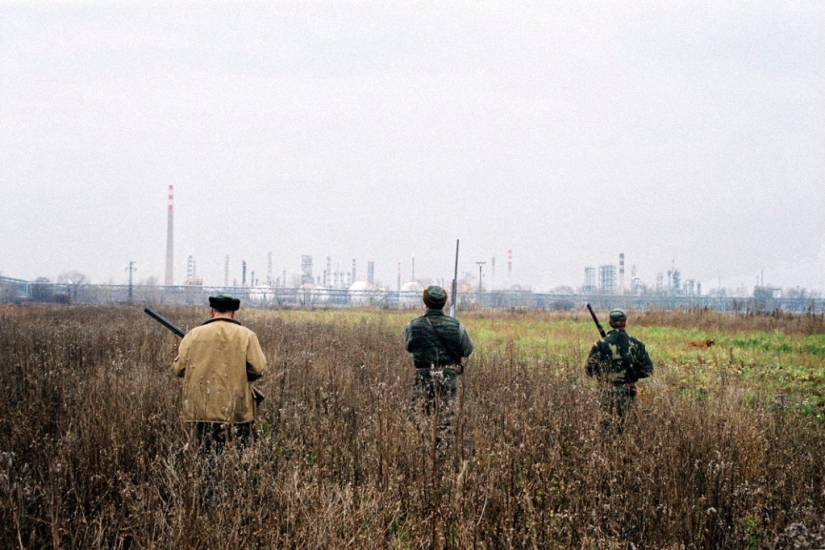 "Nothing special" or absurd photos