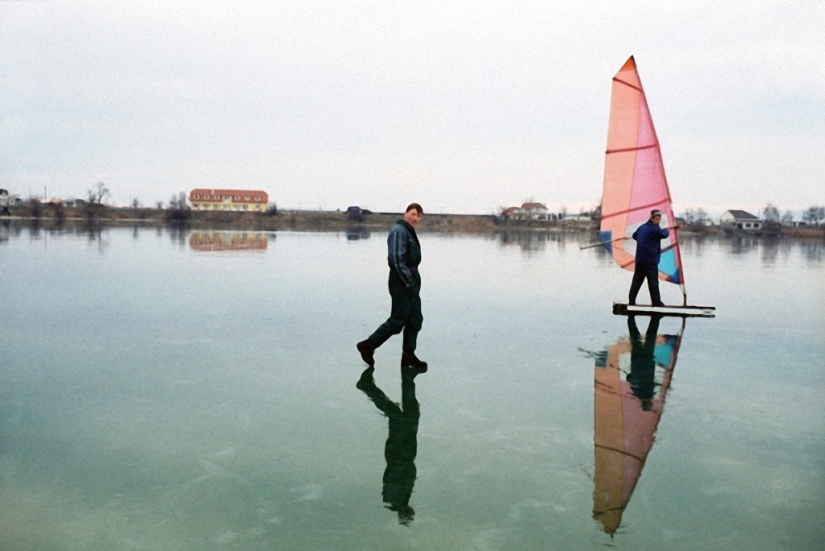 "Nothing special" or absurd photos