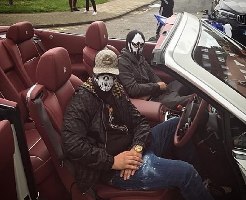 Nuevos dueños de Londres: mafiosos albaneses vierten fotos con dinero y armas en Instagram