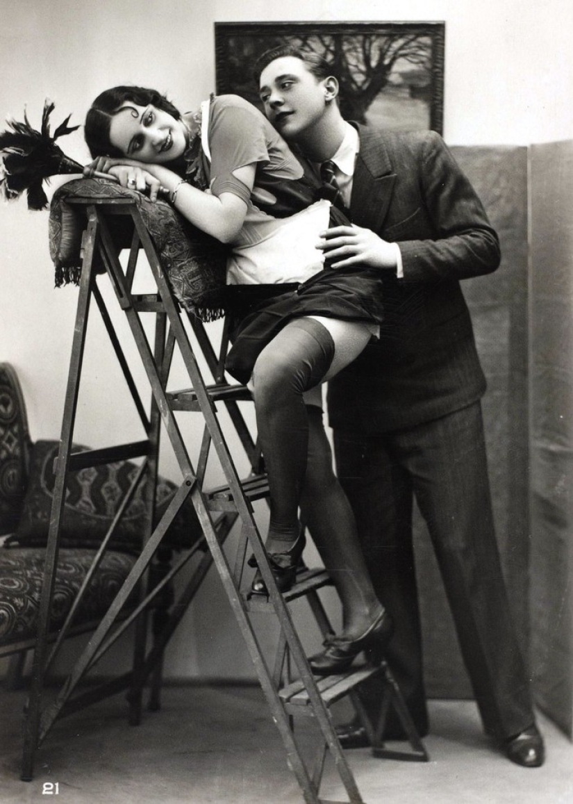 ¡Oh veces! ¡Oh, moral! Cómo se veían las postales eróticas en los años 20