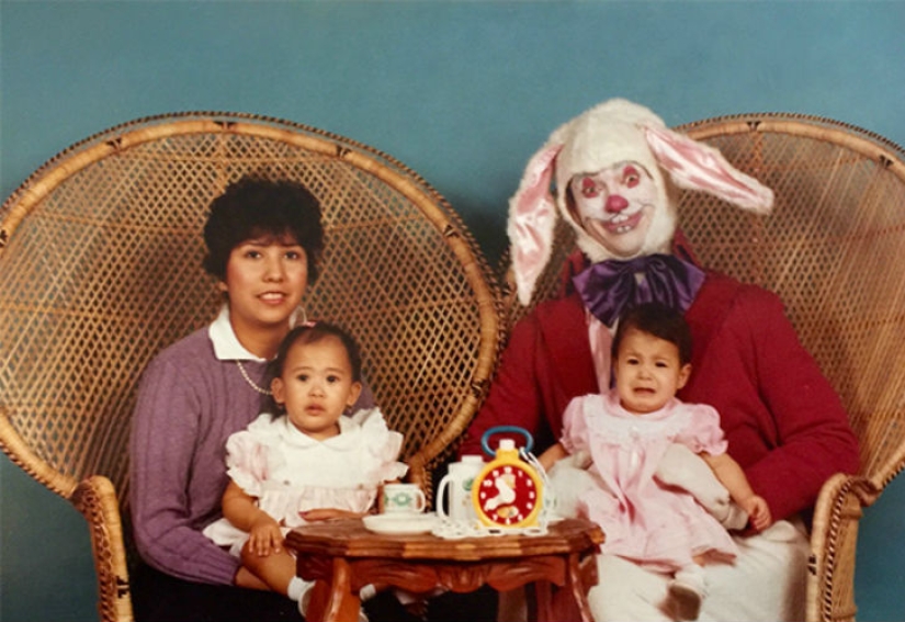 Old children's photos with Easter bunnies that make the hair stand on end