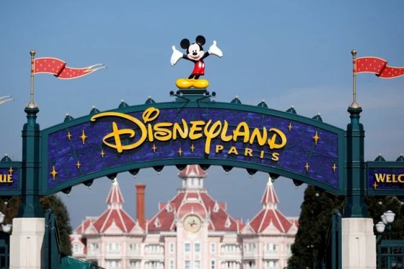 On a wave of adrenaline: Ferrari World in Abu Dhabi overtook Disney in the fight for the title of the best theme park in the world