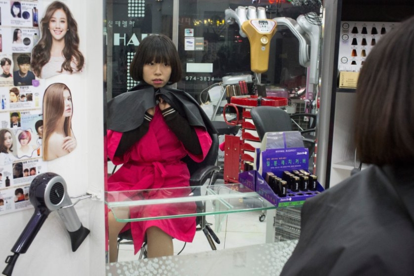 One day in the life of two young refugees from North Korea