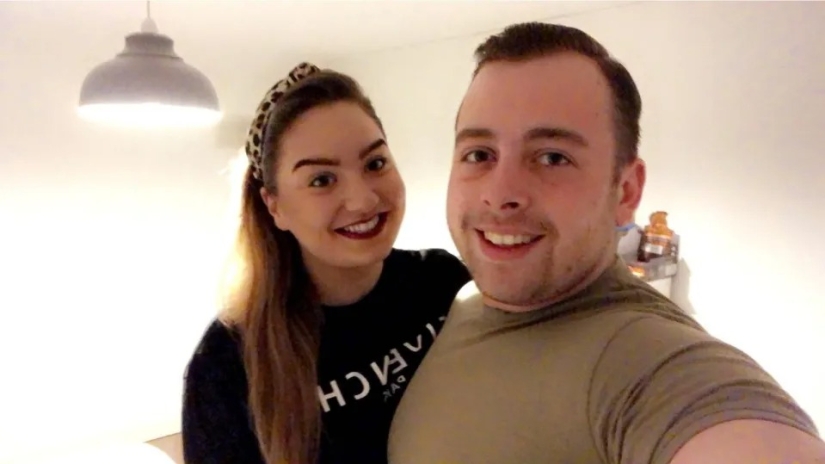 One love — different beds: why happy spouses sleep separately