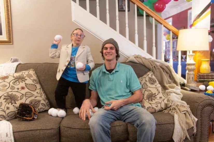 One of the smallest people on the planet celebrated his birthday with his younger two-meter brother