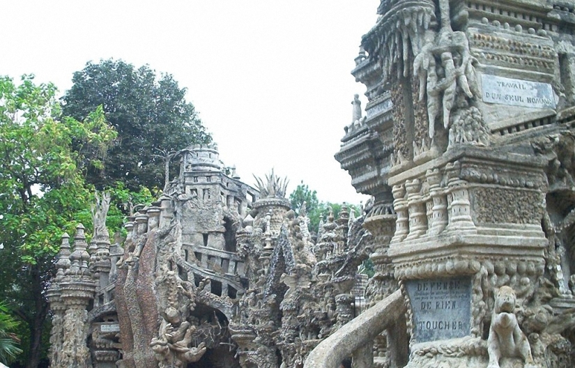 Palace of the French Postman Palace of the French Postman
