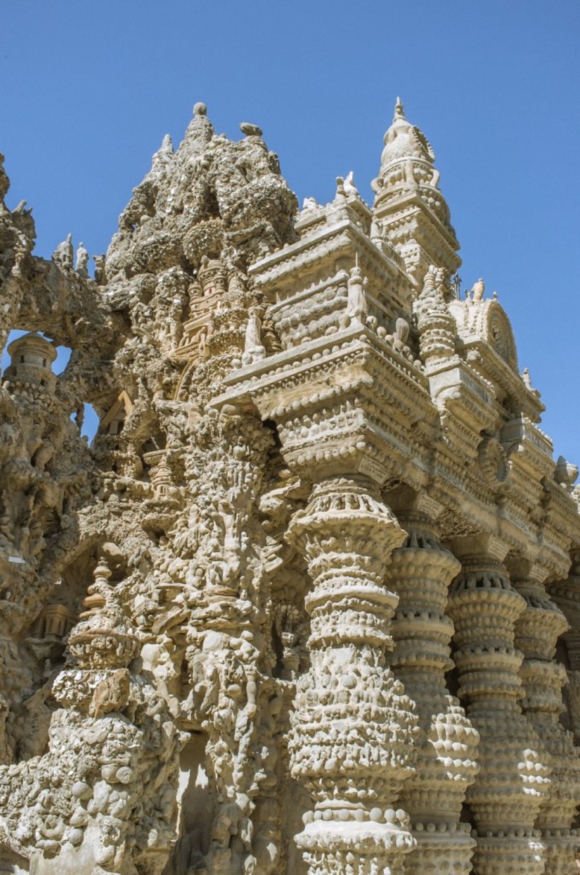 Palacio del Cartero Francés Palacio del Cartero Francés