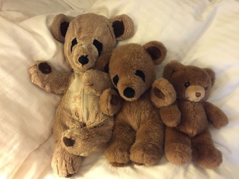 Past vs present: identical toys with an age difference of more than 25 years