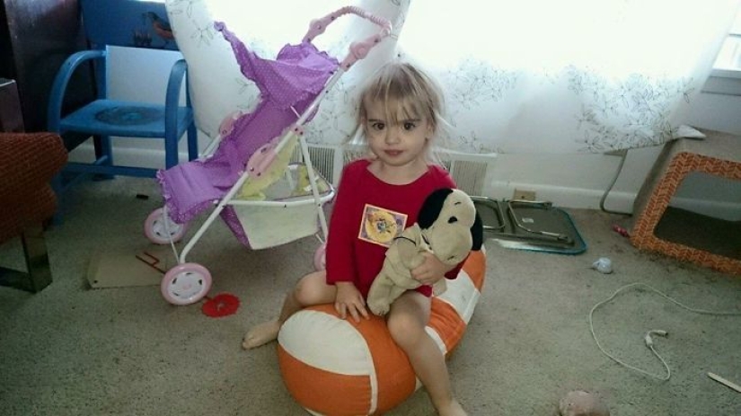 Past vs present: identical toys with an age difference of more than 25 years