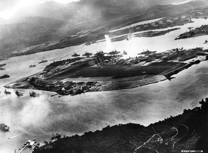 Pearl Harbor: hace 74 años Pearl Harbor: hace 74 años