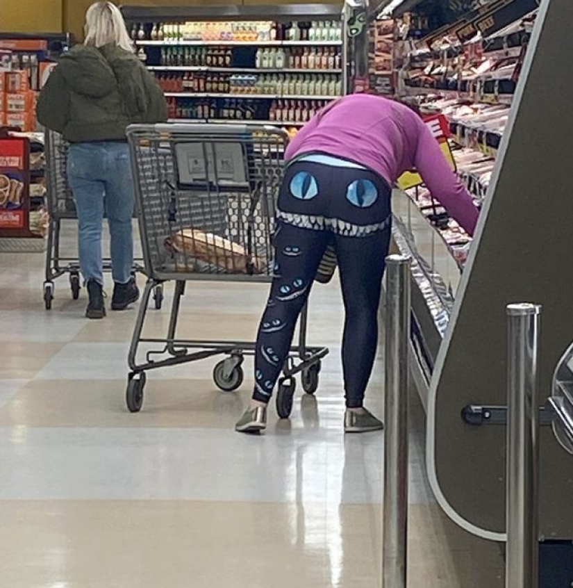 People share the funniest fashion fails they've ever seen People share the funniest fashion fails they've ever seen