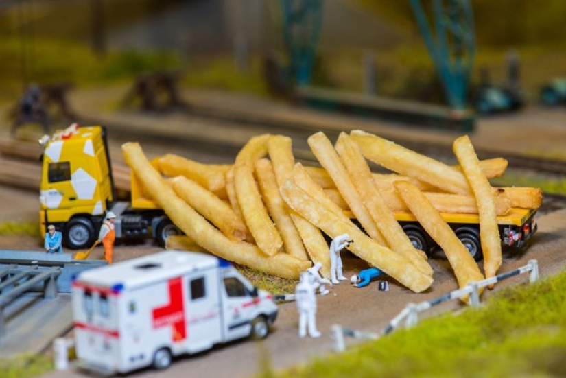 Photographer uses everyday objects to create tiny worlds