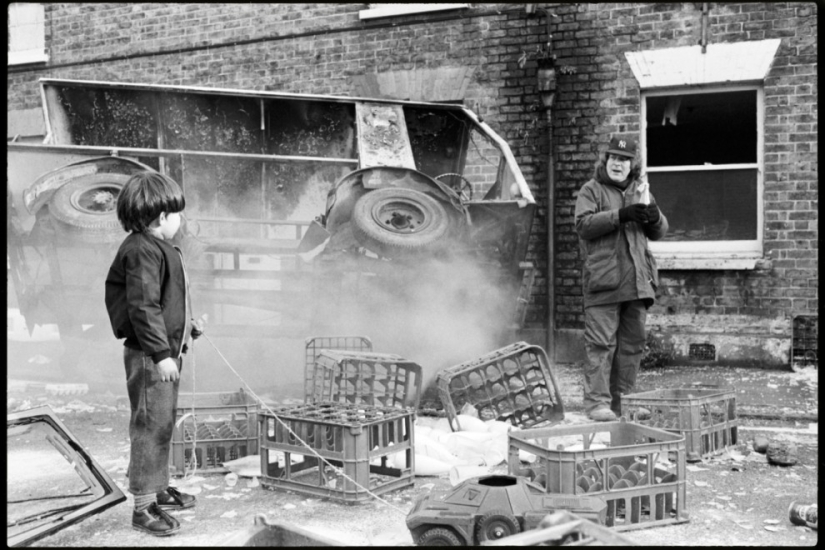 Photos from behind the scenes of the 1982 film Pink Floyd - The Wall