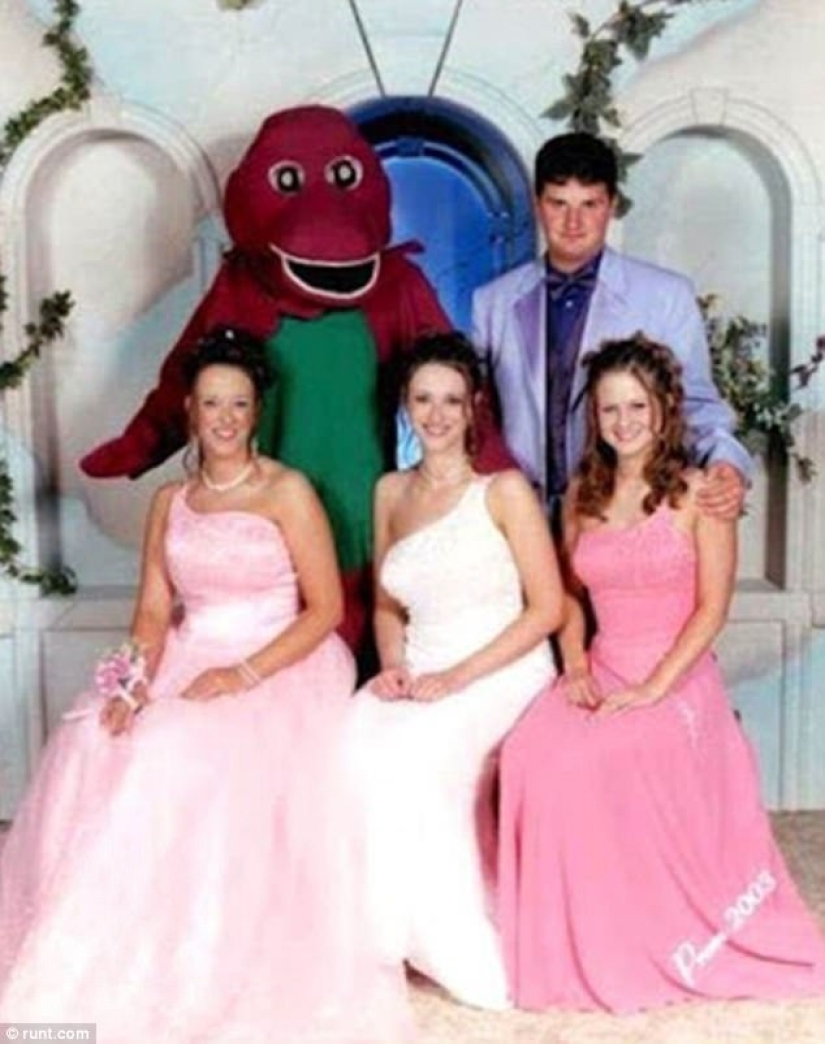 Photos of epic failures from the prom Photos of epic failures from the prom
