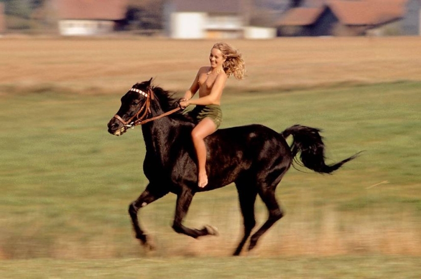 Playboy vintage sin silicona y photoshop