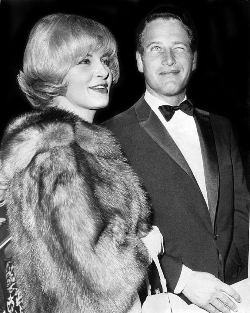 Playful, sly and perky: 20 vintage celebrities who wink at the camera Playful, sly and perky: 20 vintage celebrities who wink at the camera