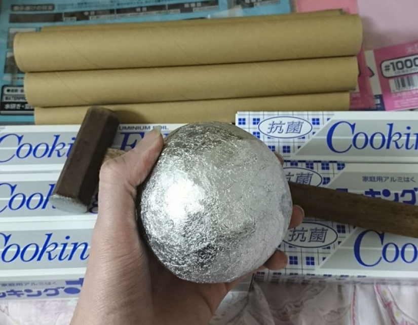 Polish Me Completely: Japanese turn aluminum foil balls into shiny perfection Polish Me Completely: Japanese turn aluminum foil balls into shiny perfection