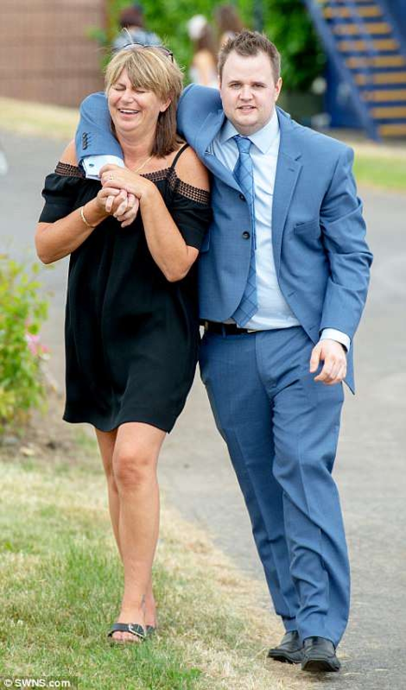 Por la mañana, la princesa, por la noche, la rana borracha: el primer día de carreras comenzó en Ascot Por la mañana, la princesa, por la noche, la rana borracha: el primer día de carreras comenzó en Ascot