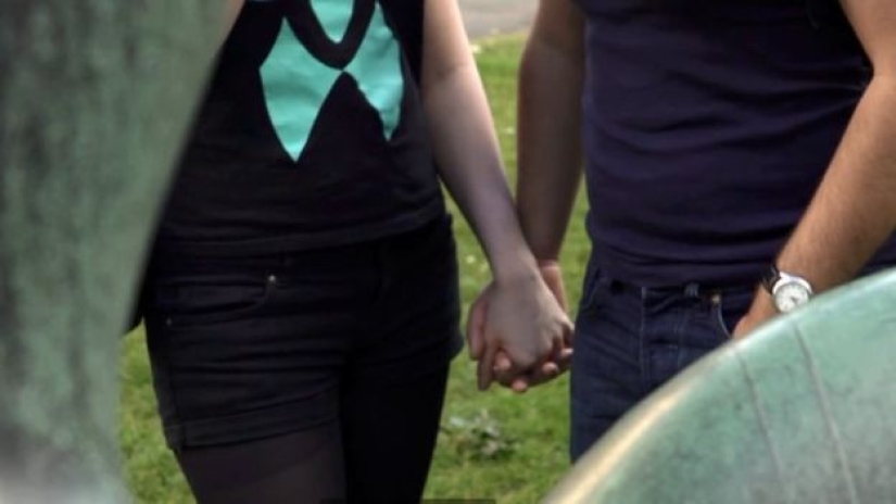 "¿Por qué limitar artificialmente el amor?": cómo viven los poliamores