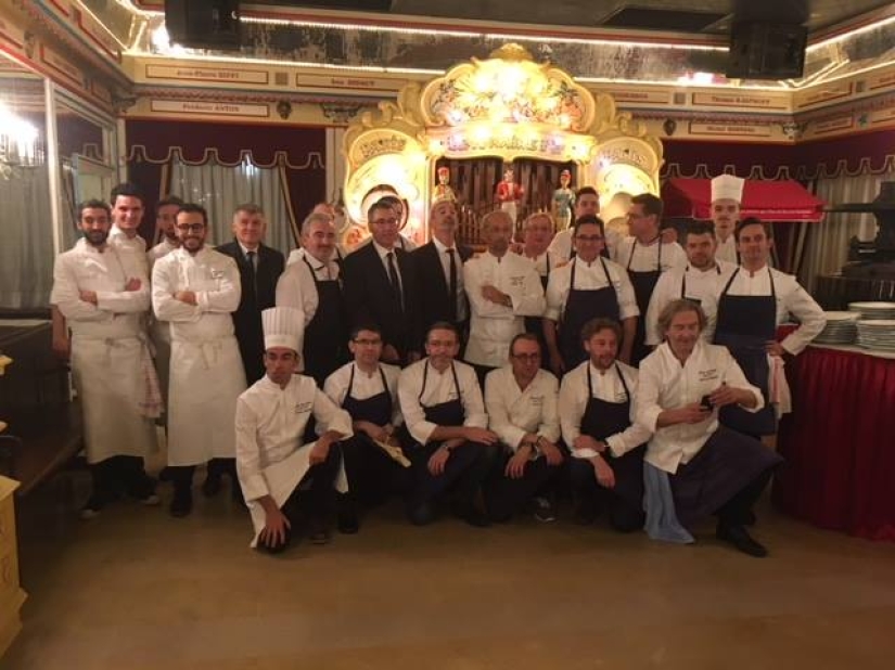 Por qué un restaurante francés rechazó voluntariamente las estrellas Michelin