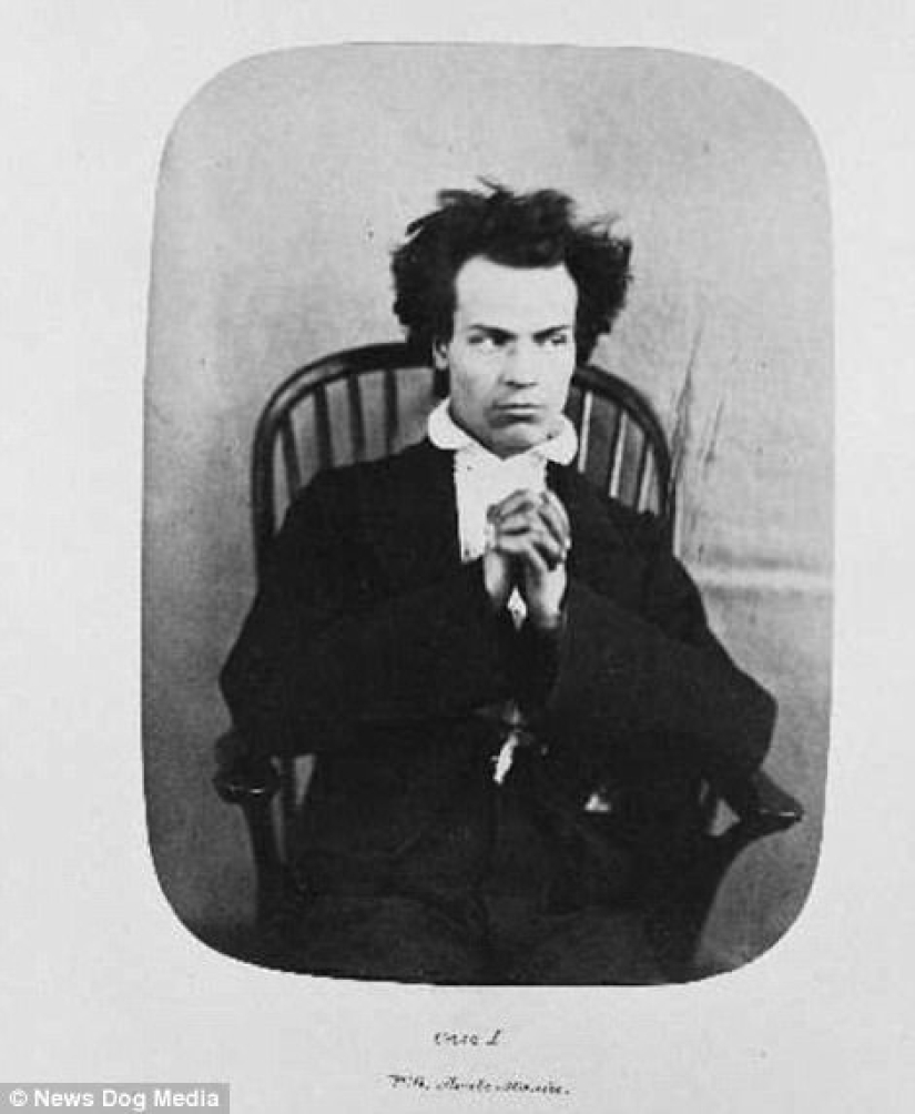 Portraits of "problem girls— - inhabitants of Bedlam Portraits of "problem girls— - inhabitants of Bedlam