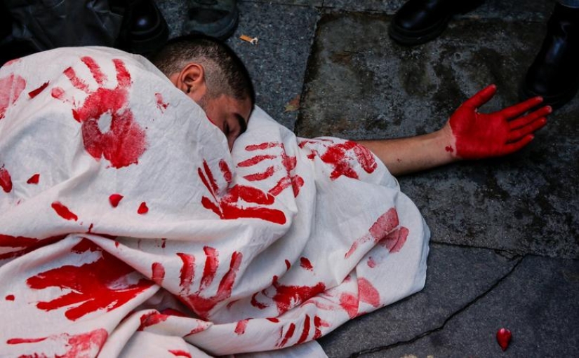 Protesters rally around the world over the death of Mahsa Amini