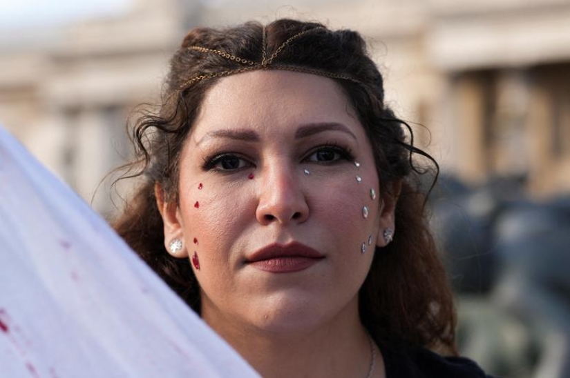 Protesters rally around the world over the death of Mahsa Amini