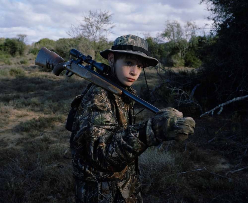 Provocativo proyecto fotográfico"Cazadores y su presa" Provocativo proyecto fotográfico"Cazadores y su presa"