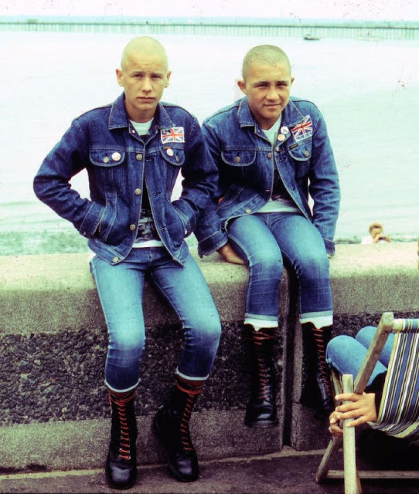 Published photos of London skinheads taken in the 1980s