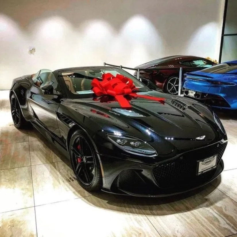 Querido amor: La juventud dorada se jacta de lo lujosamente que celebraron el Día de San Valentín