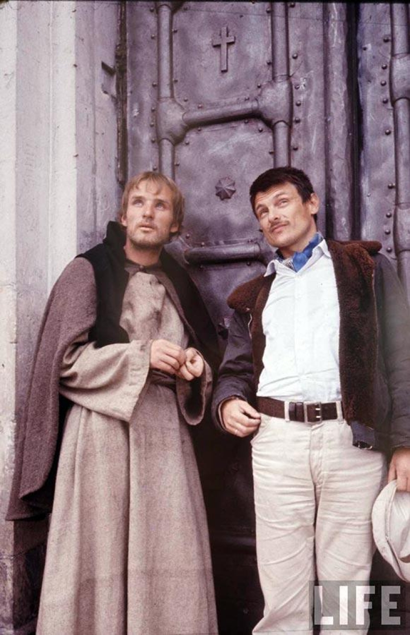 Rare footage from the filming of Soviet films