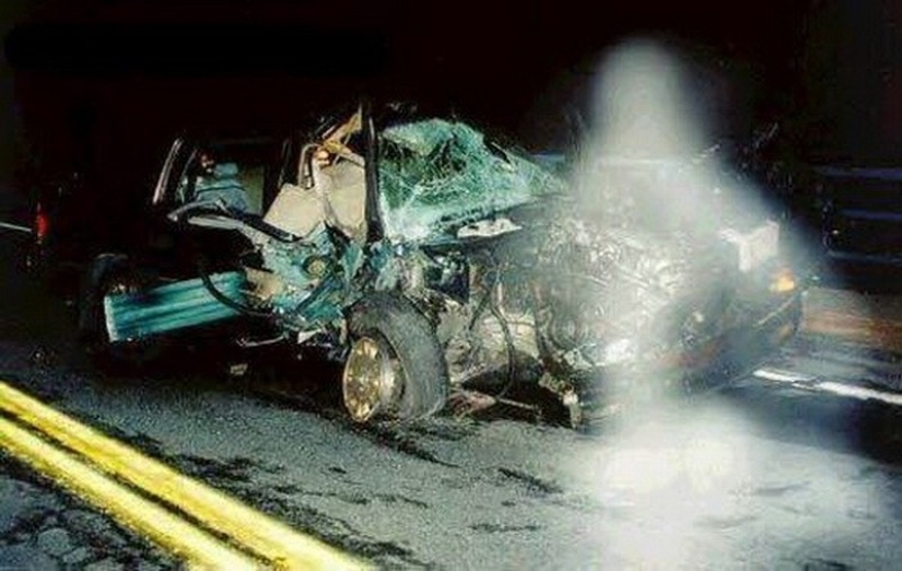 Reality or a film defect? The most famous ghost photos Reality or a film defect? The most famous ghost photos