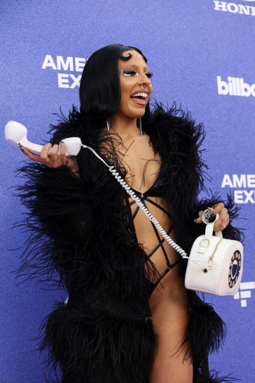 Red Carpet Style at the Billboard Women in Music Awards