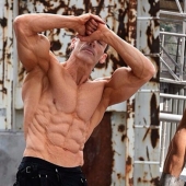 "Relief Man": la historia de éxito de un culturista de Austria