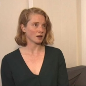 Representantes LGBT decidieron ganar dinero con el escándalo con lesbianas golpeadas