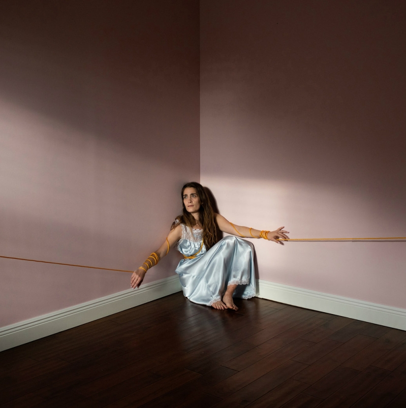 Rescue of depressants: how an American photographer helped herself