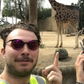 Resulta que con un chaleco reflectante, puedes llegar a cualquier parte de forma gratuita