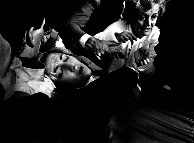 Romano Canoni is an Italian photographer who became the "eyes of war"