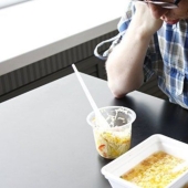 Rosstat found out how the nutrition of Russians has changed since 1980: the deficit was replaced by a healthy lifestyle