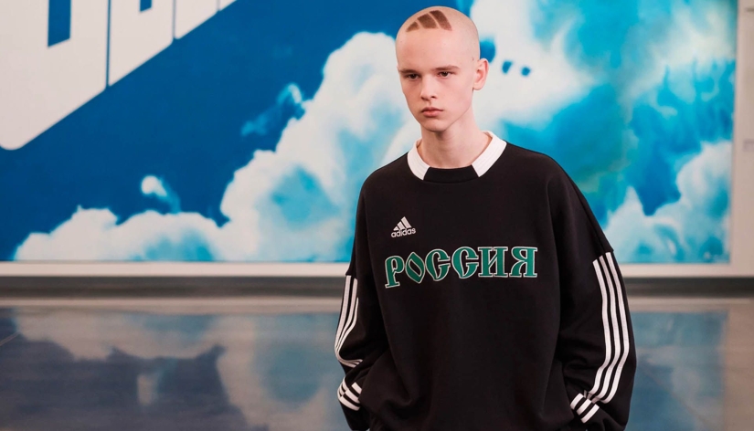 "Rush Fashion" conquers the Decaying West: who made the Cyrillic alphabet fashionable and how