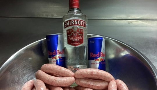 Russian Weeks in Ireland: a local shop sells sausages stuffed with vodka Russian Weeks in Ireland: a local shop sells sausages stuffed with vodka