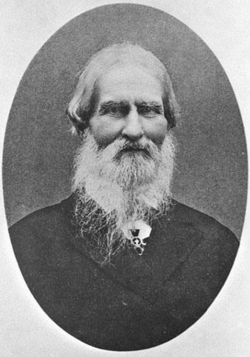 Sabroso comercio Imperio Eliseev Sabroso comercio Imperio Eliseev