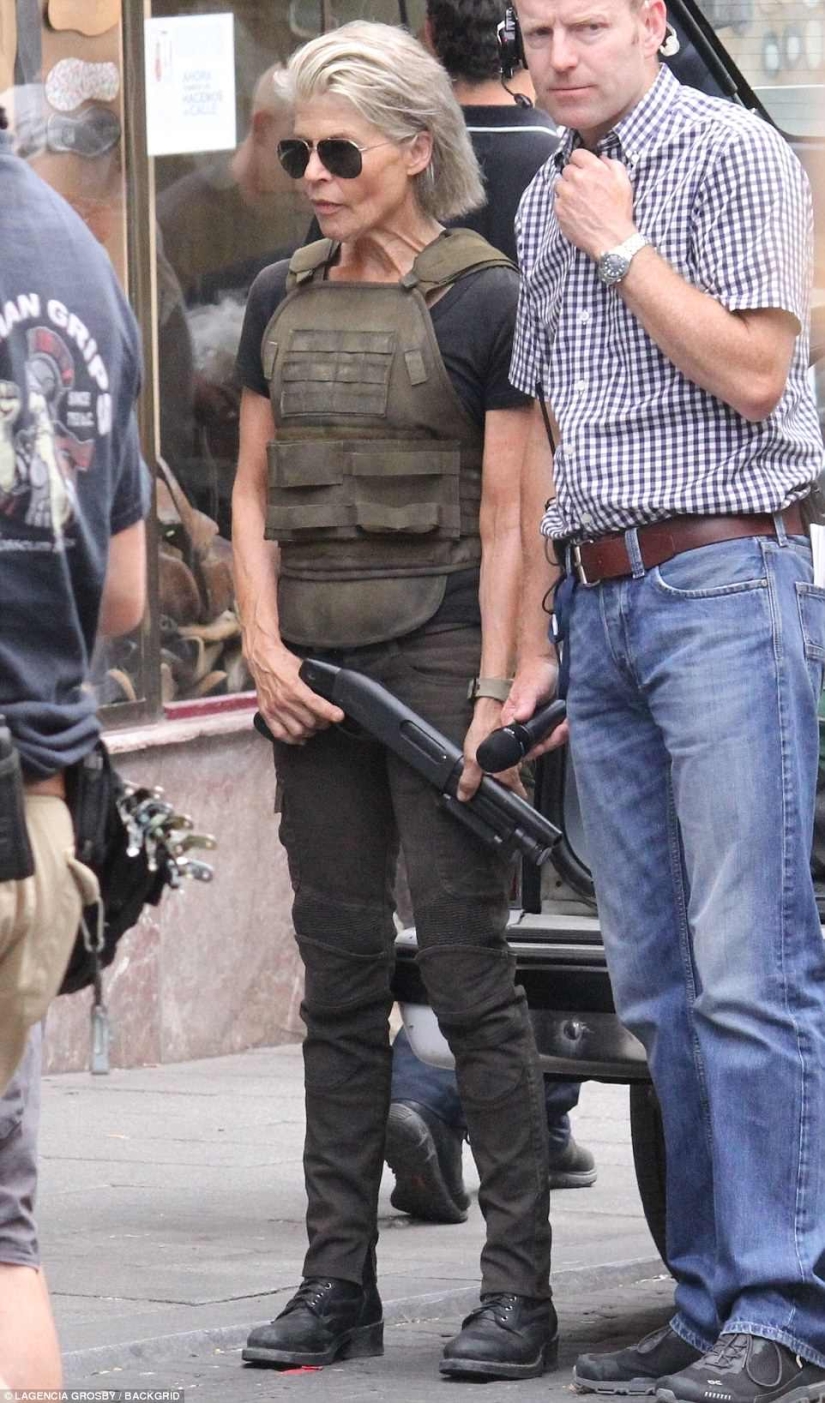 Sarah Connor está de vuelta: Linda Hamilton, de 61 años, está lista para matar cyborgs nuevamente en el set de la nueva "Terminator"