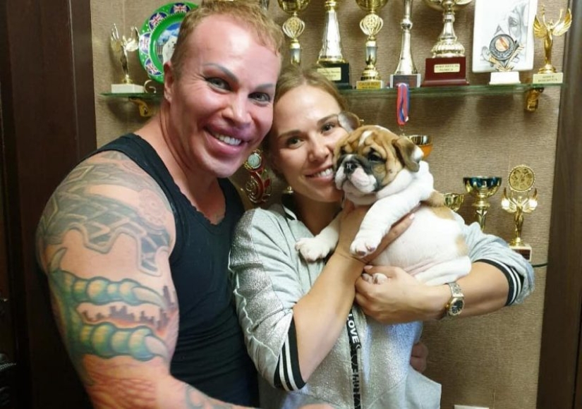 Sasha and Masya: how does the family of Russia's most outrageous fitness blogger live Sasha and Masya: how does the family of Russia's most outrageous fitness blogger live