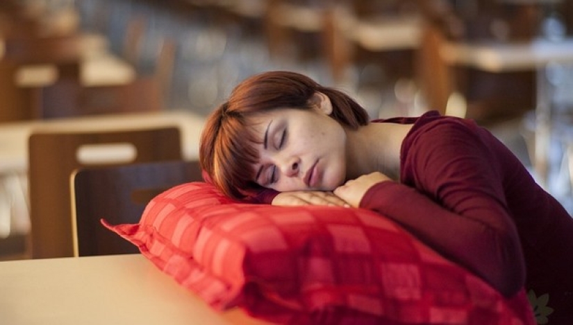 Scientists have named the optimal sleep duration for middle and older age Scientists have named the optimal sleep duration for middle and older age