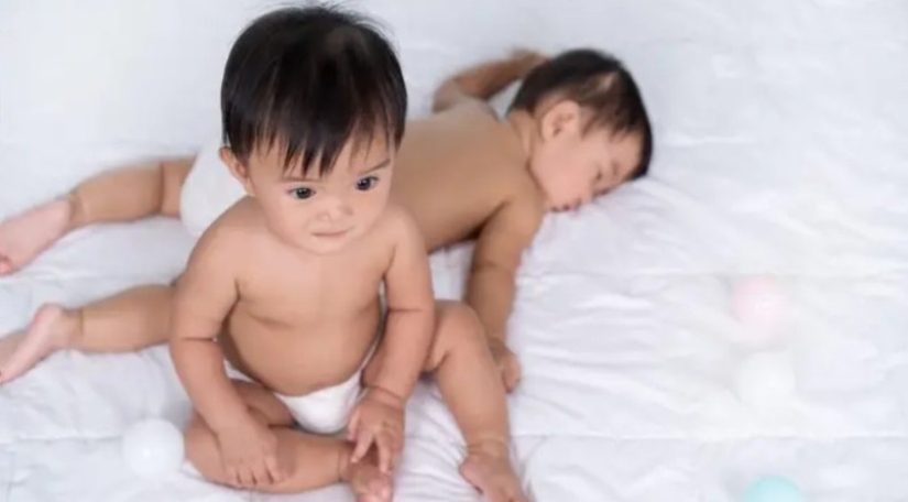 Scientists have studied twins and found out that the place of residence affects intelligence