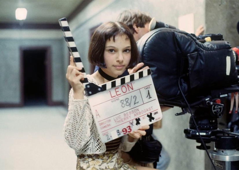 Screen tests of young Natalie Portman and an alternative ending of the film "Leon" Screen tests of young Natalie Portman and an alternative ending of the film "Leon"